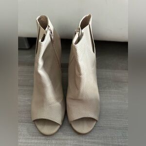 Steve Madden sandals boots size 7.5